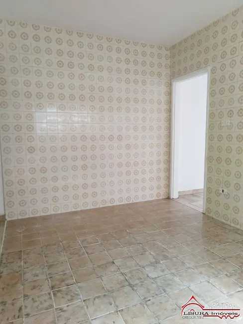 Foto 9 de Casa com 2 quartos para alugar em Parque Santo Antônio, Jacarei - SP
