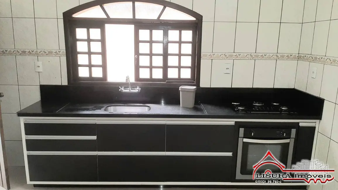 Foto 8 de Casa com 3 quartos para alugar, 148m2 em Jardim do Vale, Jacarei - SP