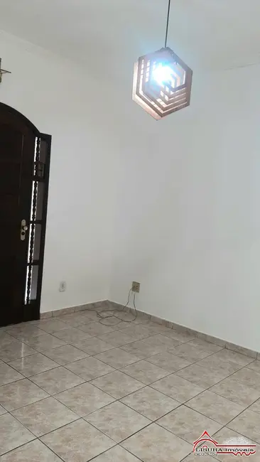 Foto 6 de Casa com 3 quartos para alugar, 148m2 em Jardim do Vale, Jacarei - SP