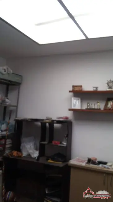 Foto 9 de Casa com 6 quartos à venda, 319m2 em Centro, Jacarei - SP