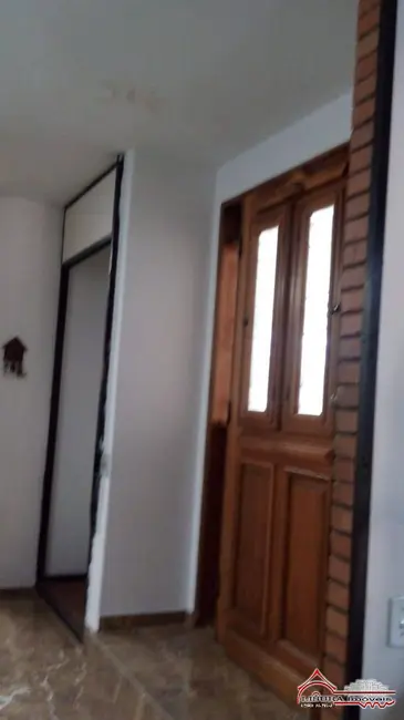 Foto 7 de Casa com 6 quartos à venda, 319m2 em Centro, Jacarei - SP