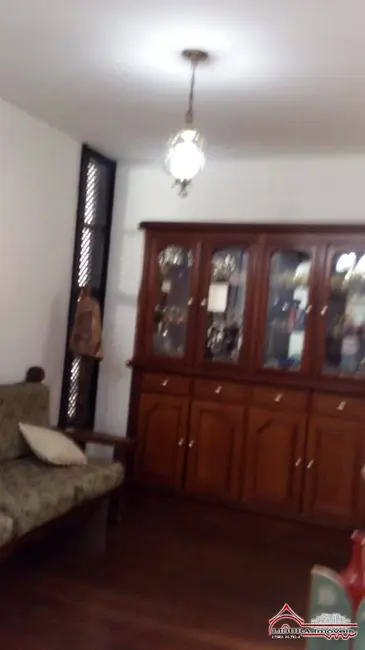 Foto 5 de Casa com 6 quartos à venda, 319m2 em Centro, Jacarei - SP