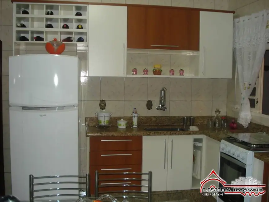 Foto 7 de Casa com 2 quartos à venda, 170m2 em Jardim Maria Amélia, Jacarei - SP