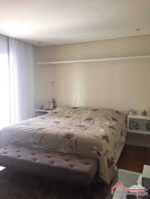 Foto 2 de Apartamento com 3 quartos à venda, 176m2 em Sao Jose Dos Campos - SP