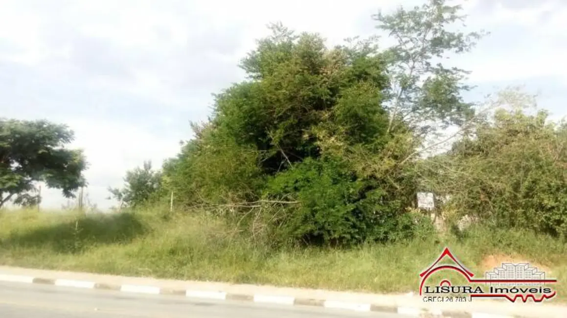 Foto 1 de Terreno / Lote à venda em Parque Santo Antônio, Jacarei - SP