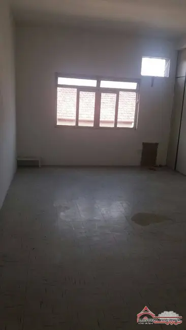 Sala Comercial para alugar, 376m2 em Centro, Jacarei - SP - imagem 3 Foto 3 de Sala Comercial para alugar, 376m2 em Centro, Jacarei - SP