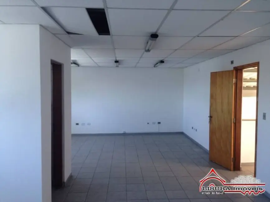 Sala Comercial para alugar, 380m2 em Sao Jose Dos Campos - SP - imagem 6 Foto 6 de Sala Comercial para alugar, 380m2 em Sao Jose Dos Campos - SP
