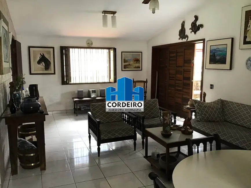 Casa com 6 quartos à venda, 550m2 em Centro, Peruibe - SP - imagem 8 Foto 8 de Casa com 6 quartos à venda, 550m2 em Centro, Peruibe - SP