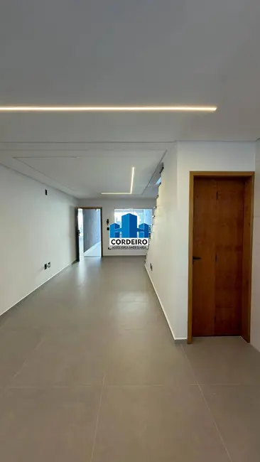 Sobrado com 3 quartos à venda, 103m2 em Vila Alzira, Santo Andre - SP - imagem 2 Foto 2 de Sobrado com 3 quartos à venda, 103m2 em Vila Alzira, Santo Andre - SP