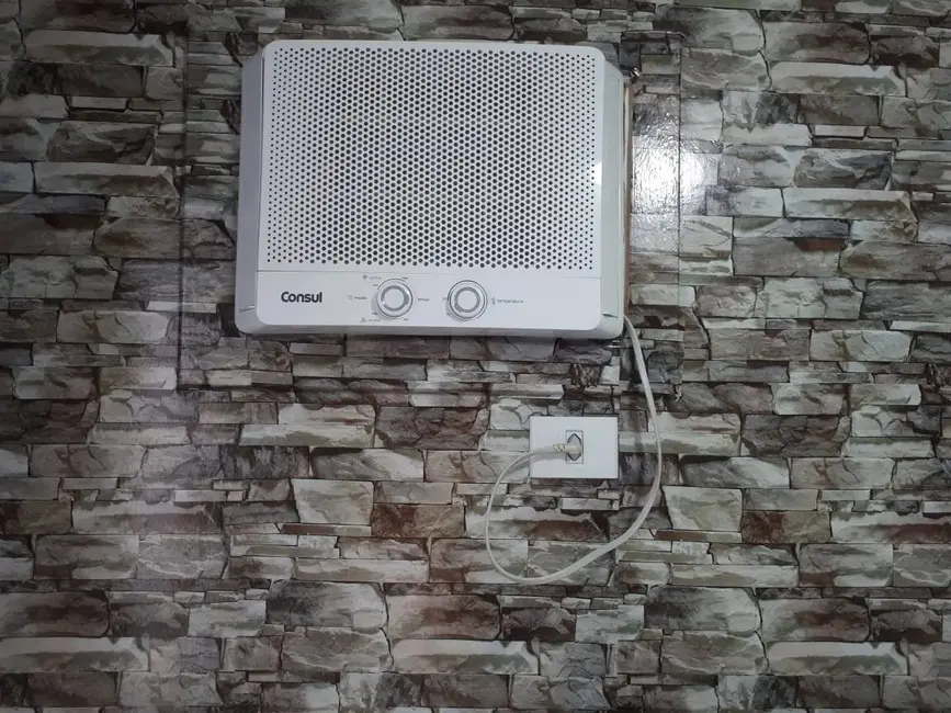 Kitnet com 1 quarto para alugar, 32m2 em Ponta da Praia, Santos - SP - imagem 3 Foto 3 de Kitnet com 1 quarto para alugar, 32m2 em Ponta da Praia, Santos - SP