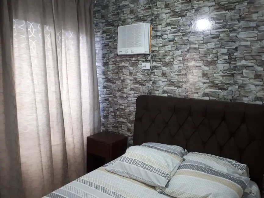 Kitnet com 1 quarto para alugar, 32m2 em Ponta da Praia, Santos - SP - imagem 4 Foto 4 de Kitnet com 1 quarto para alugar, 32m2 em Ponta da Praia, Santos - SP