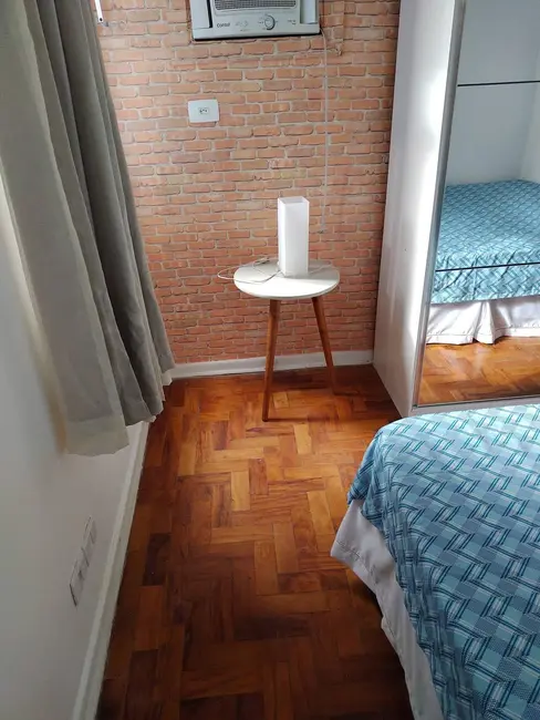 Kitnet com 1 quarto para alugar, 30m2 em Ponta da Praia, Santos - SP - imagem 9 Foto 9 de Kitnet com 1 quarto para alugar, 30m2 em Ponta da Praia, Santos - SP