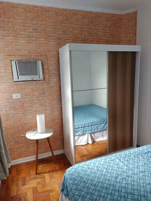 Kitnet com 1 quarto para alugar, 30m2 em Ponta da Praia, Santos - SP - imagem 6 Foto 6 de Kitnet com 1 quarto para alugar, 30m2 em Ponta da Praia, Santos - SP
