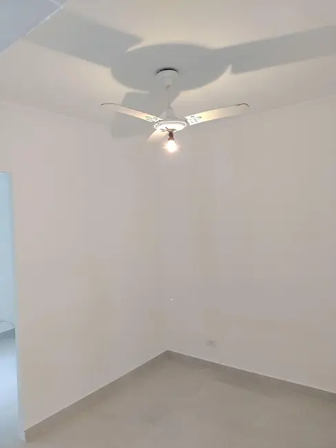 Foto 5 de Apartamento com 1 quarto para alugar, 28m2 em Ponta da Praia, Santos - SP