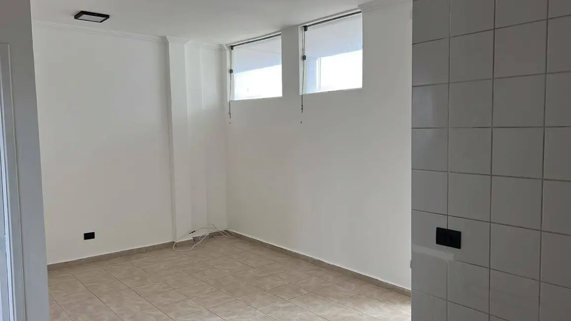 Foto 1 de Apartamento com 2 quartos para alugar, 70m2 em Gonzaga, Santos - SP