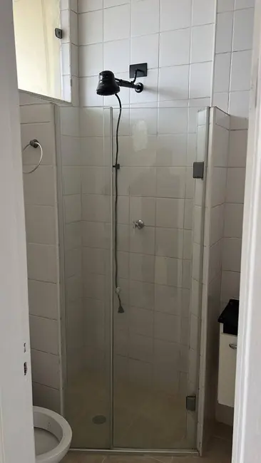 Foto 2 de Apartamento com 2 quartos para alugar, 70m2 em Gonzaga, Santos - SP