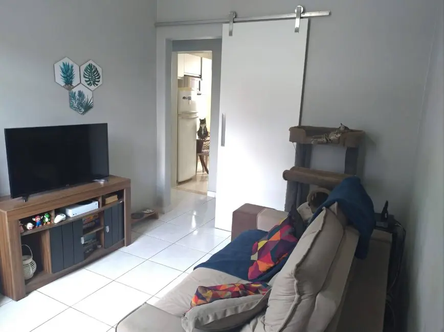 Foto 1 de Apartamento com 2 quartos à venda, 60m2 em Encruzilhada, Santos - SP