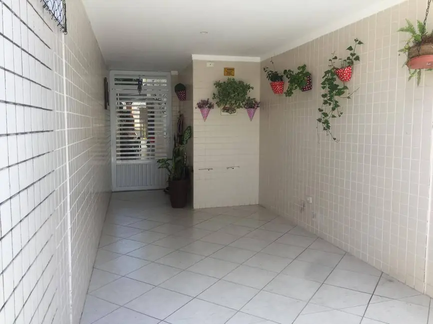 Foto 2 de Casa com 3 quartos à venda, 150m2 em Vila Belmiro, Santos - SP