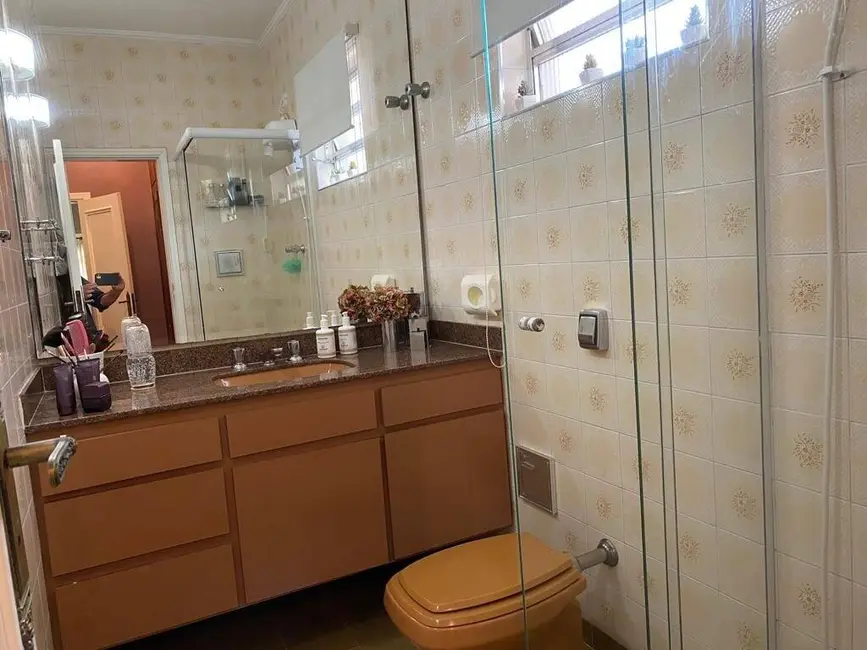 Foto 9 de Casa com 3 quartos à venda, 350m2 em Gonzaga, Santos - SP