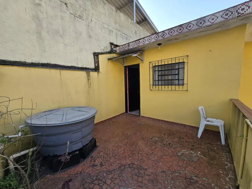 Foto 4 de Sobrado com 2 quartos à venda, 120m2 em Encruzilhada, Santos - SP