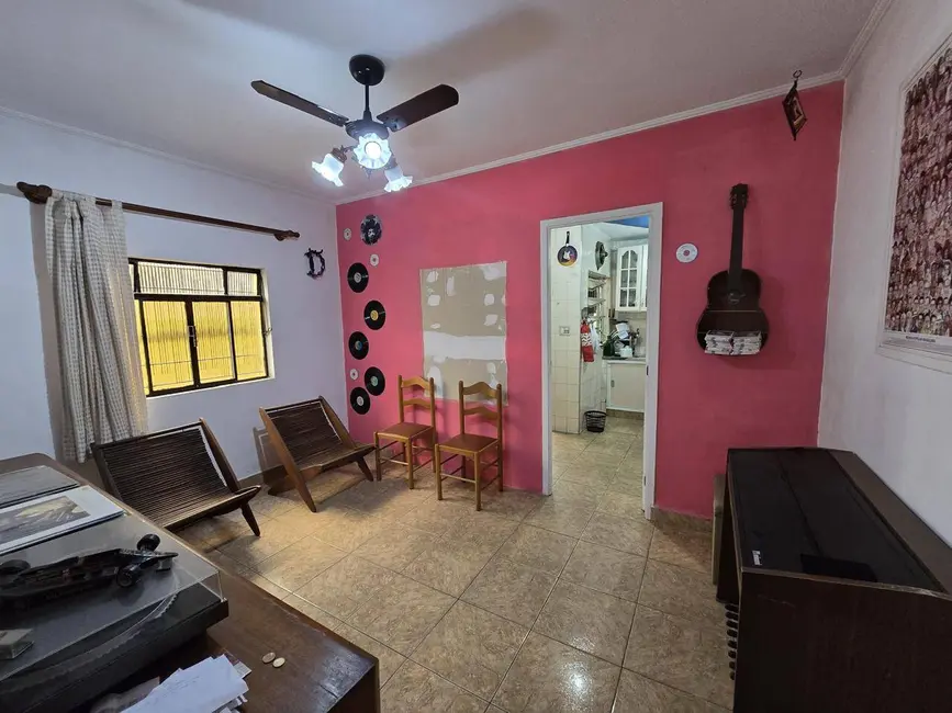 Foto 5 de Sobrado com 2 quartos à venda, 120m2 em Encruzilhada, Santos - SP