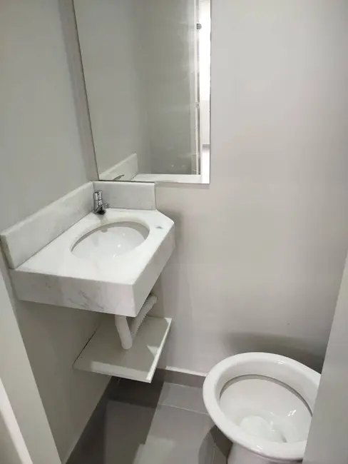 Apartamento com 2 quartos para alugar, 70m2 em Embaré, Santos - SP - imagem 6 Foto 6 de Apartamento com 2 quartos para alugar, 70m2 em Embaré, Santos - SP