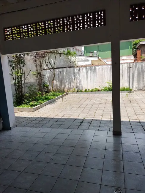 Foto 6 de Sobrado com 3 quartos à venda, 280m2 em Gonzaga, Santos - SP