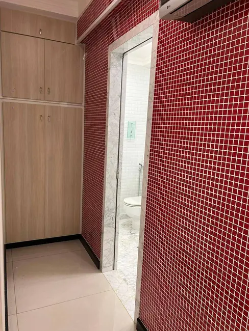 Sala Comercial à venda e para alugar, 70m2 em Centro, Santos - SP - imagem 8 Foto 8 de Sala Comercial à venda e para alugar, 70m2 em Centro, Santos - SP