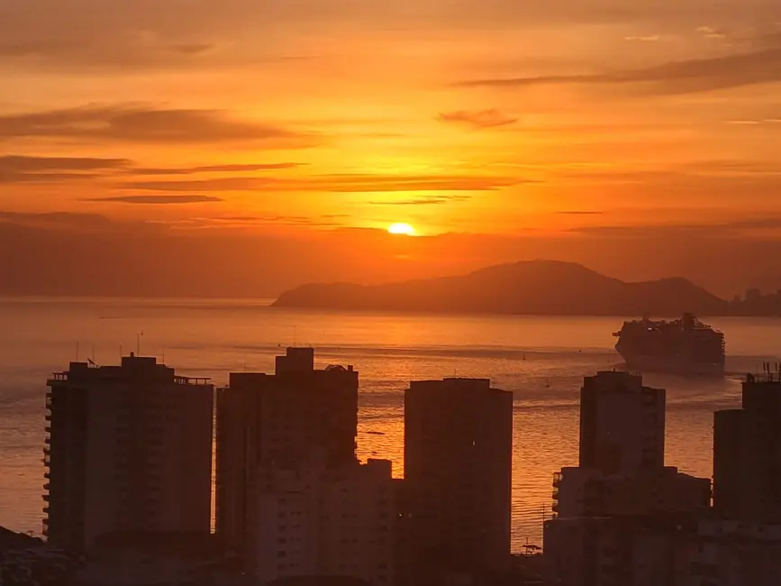 Foto 4 de Apartamento com 3 quartos para alugar, 150m2 em Embaré, Santos - SP