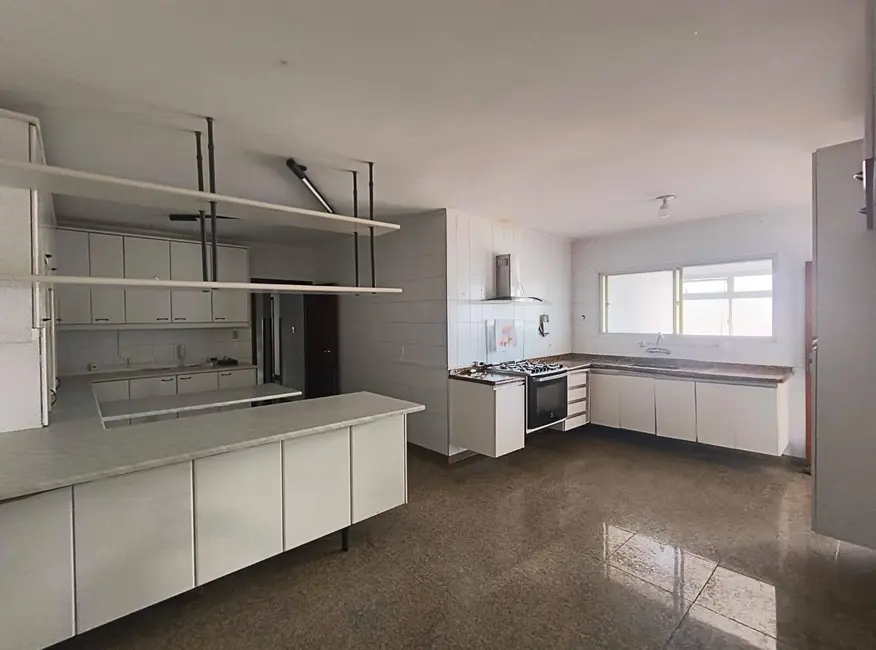Foto 1 de Apartamento com 4 quartos à venda e para alugar, 228m2 em Ponta da Praia, Santos - SP