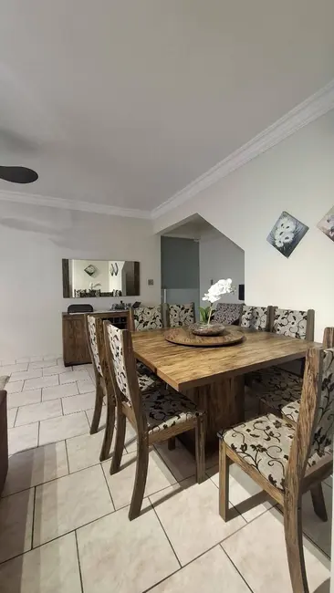 Foto 1 de Kitnet com 1 quarto à venda, 32m2 em Sao Vicente - SP