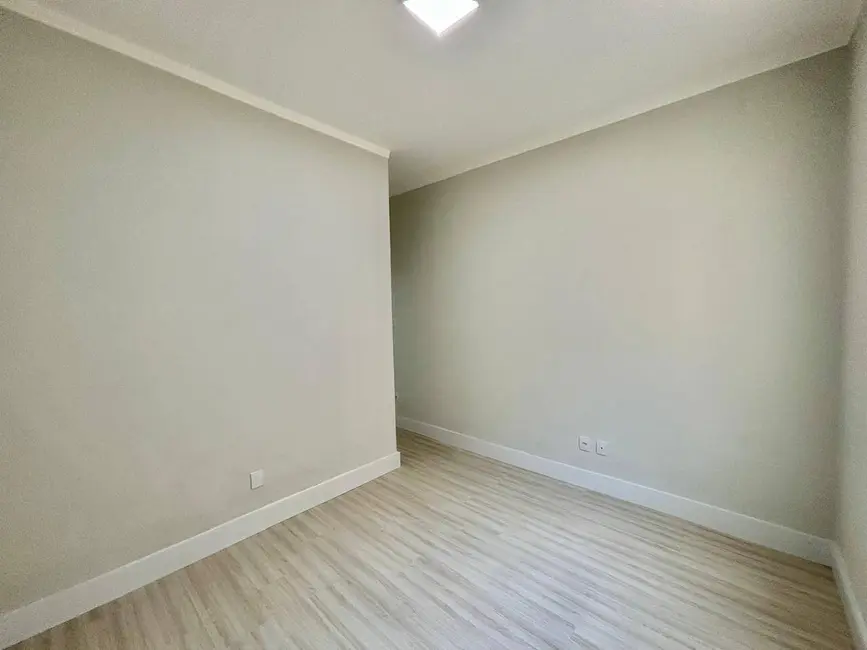 Apartamento com 2 quartos à venda, 61m2 em Embaré, Santos - SP - imagem 5 Foto 5 de Apartamento com 2 quartos à venda, 61m2 em Embaré, Santos - SP