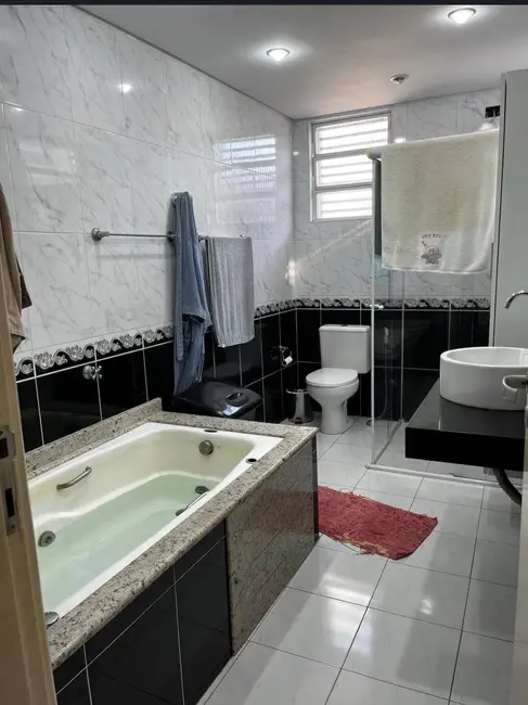 Foto 9 de Sobrado com 3 quartos à venda, 320m2 em Vila Belmiro, Santos - SP