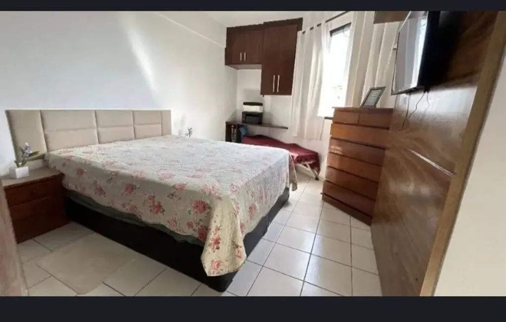 Foto 3 de Apartamento com 2 quartos à venda, 82m2 em Embaré, Santos - SP
