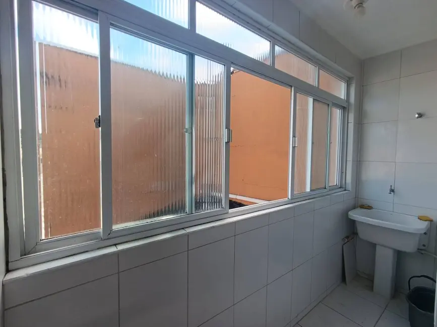 Apartamento com 2 quartos à venda, 65m2 em Encruzilhada, Santos - SP - imagem 3 Foto 3 de Apartamento com 2 quartos à venda, 65m2 em Encruzilhada, Santos - SP