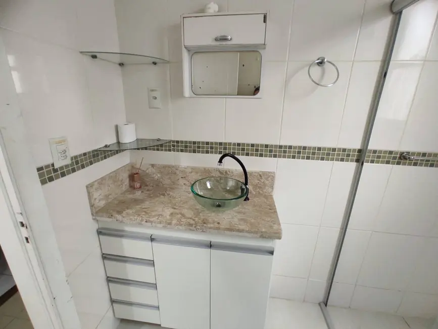 Foto 4 de Apartamento com 2 quartos à venda, 65m2 em Centro, Sao Vicente - SP