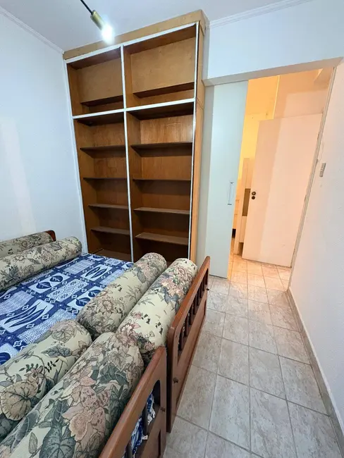 Apartamento com 1 quarto à venda, 55m2 em Gonzaga, Santos - SP - imagem 5 Foto 5 de Apartamento com 1 quarto à venda, 55m2 em Gonzaga, Santos - SP