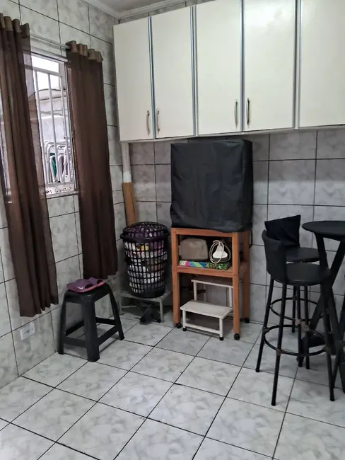 Sobrado com 3 quartos à venda, 91m2 em Gonzaga, Santos - SP - imagem 6 Foto 6 de Sobrado com 3 quartos à venda, 91m2 em Gonzaga, Santos - SP