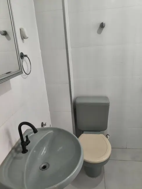 Foto 6 de Kitnet para alugar, 27m2 em Ponta da Praia, Santos - SP