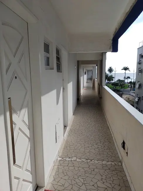 Foto 22 de Kitnet para alugar, 27m2 em Ponta da Praia, Santos - SP