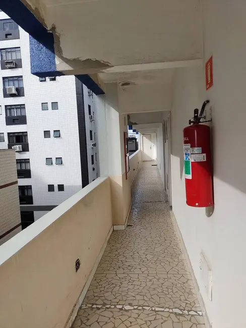 Foto 21 de Kitnet para alugar, 27m2 em Ponta da Praia, Santos - SP