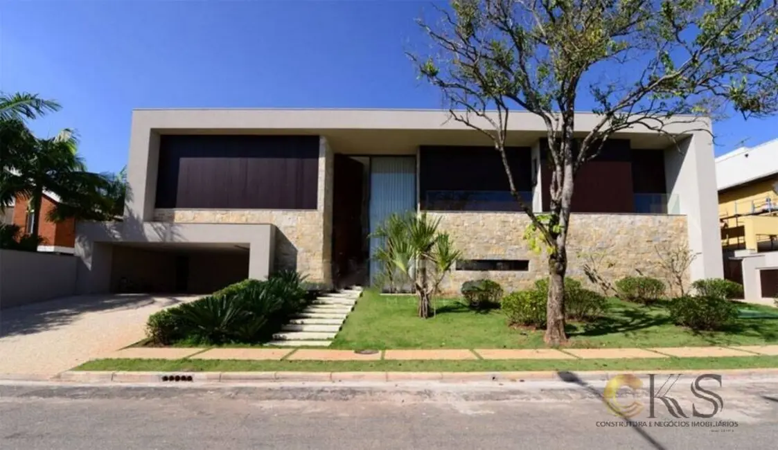 Foto 1 de Casa com 4 quartos à venda e para alugar, 684m2 em Alphaville Residencial Um, Barueri - SP