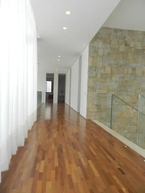 Casa com 4 quartos à venda e para alugar, 684m2 em Alphaville Residencial Um, Barueri - SP - imagem 4 Foto 4 de Casa com 4 quartos à venda e para alugar, 684m2 em Alphaville Residencial Um, Barueri - SP