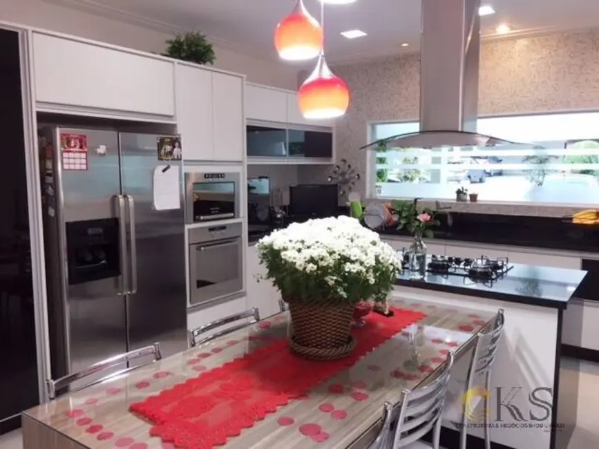 Foto 5 de Casa de Condomínio com 4 quartos à venda, 450m2 em Santana De Parnaiba - SP