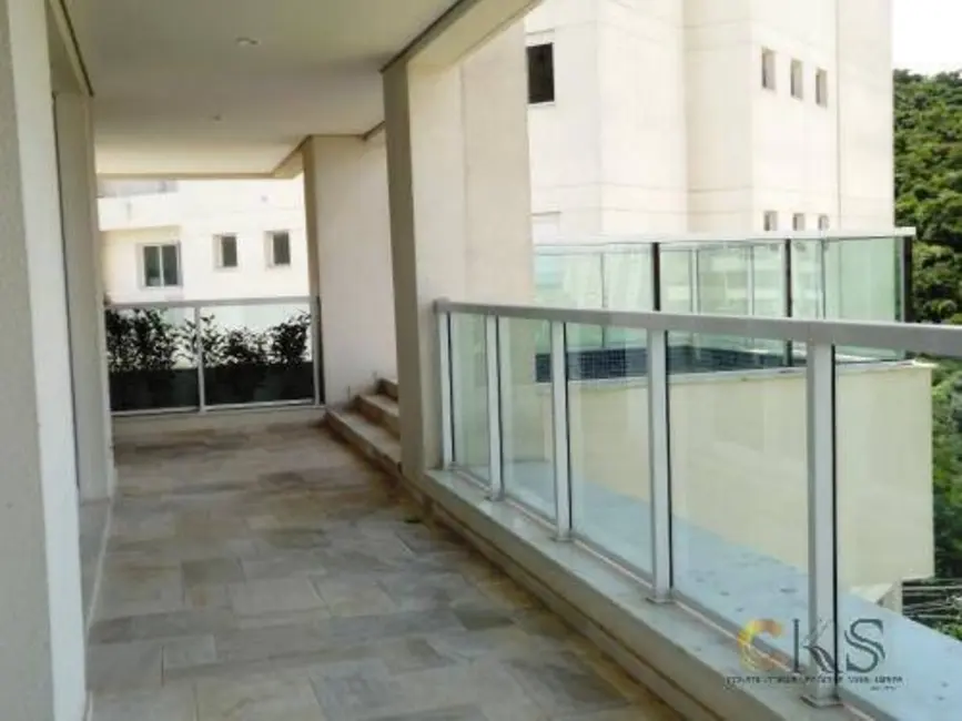 Apartamento com 3 quartos à venda e para alugar, 284m2 em Tamboré, Santana De Parnaiba - SP - imagem 4 Foto 4 de Apartamento com 3 quartos à venda e para alugar, 284m2 em Tamboré, Santana De Parnaiba - SP