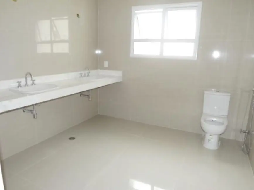 Foto 3 de Casa de Condomínio com 4 quartos à venda, 500m2 em Santana De Parnaiba - SP