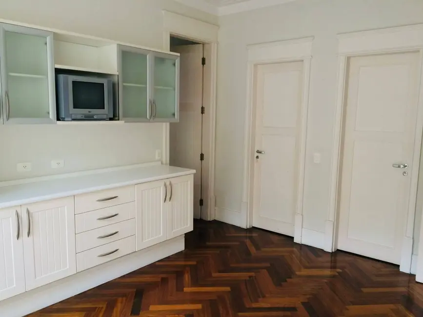 Casa de Condomínio com 4 quartos à venda, 600m2 em Santana De Parnaiba - SP - imagem 8 Foto 8 de Casa de Condomínio com 4 quartos à venda, 600m2 em Santana De Parnaiba - SP