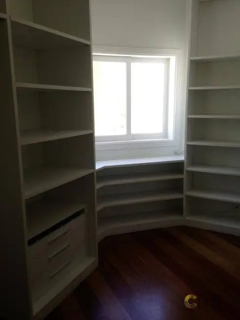 Foto 10 de Casa de Condomínio com 4 quartos à venda, 550m2 em Barueri - SP