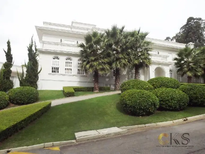 Casa com 5 quartos à venda e para alugar, 1040m2 em Barueri - SP - imagem 4 Foto 4 de Casa com 5 quartos à venda e para alugar, 1040m2 em Barueri - SP