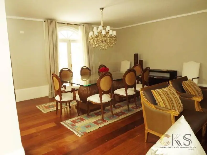 Casa com 5 quartos à venda e para alugar, 1040m2 em Barueri - SP - imagem 6 Foto 6 de Casa com 5 quartos à venda e para alugar, 1040m2 em Barueri - SP